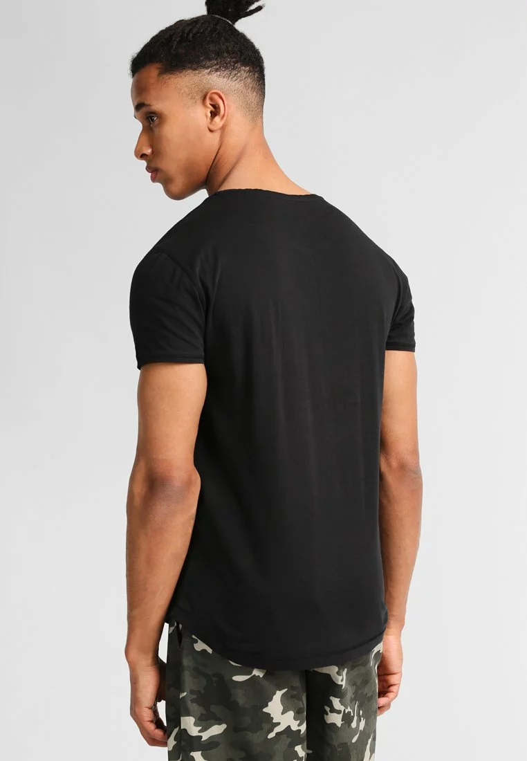 Pier One Uomo T-shirt Basic - Black 5 Pier One Uomo T-shirt Basic - Black - immagine 3