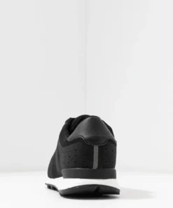 Pier One UNISEX - Sneakers Basse - Black 11 Pier One UNISEX - Sneakers Basse - Black -Moda Perfetta d79eab58bd3246d192e830f5e9136dbd