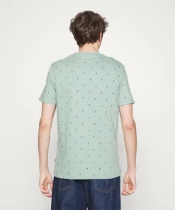 Pier One Uomo T-shirt Con Stampa - Green 10 Pier One Uomo T-shirt Con Stampa - Green -Moda Perfetta dab07b93335a414f88e1ef851823b64d