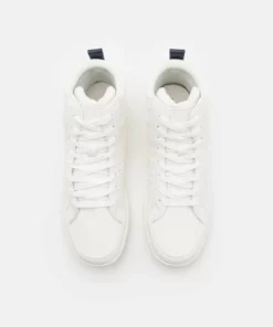 Pier One Uomo Sneakers Alte - White 11 Pier One Uomo Sneakers Alte - White -Moda Perfetta dad8848a772143c2a6c56329df838ddf