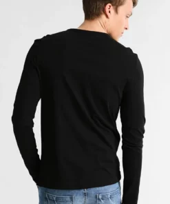 Pier One Uomo Maglietta A Manica Lunga - Black 11 Pier One Uomo Maglietta A Manica Lunga - Black -Moda Perfetta df1fe5cd40984d1580363c0147a59e34