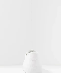 Pier One UNISEX - Sneakers Basse - White 11 Pier One UNISEX - Sneakers Basse - White -Moda Perfetta dfe3395813e747e98ae0870acbce6ad2