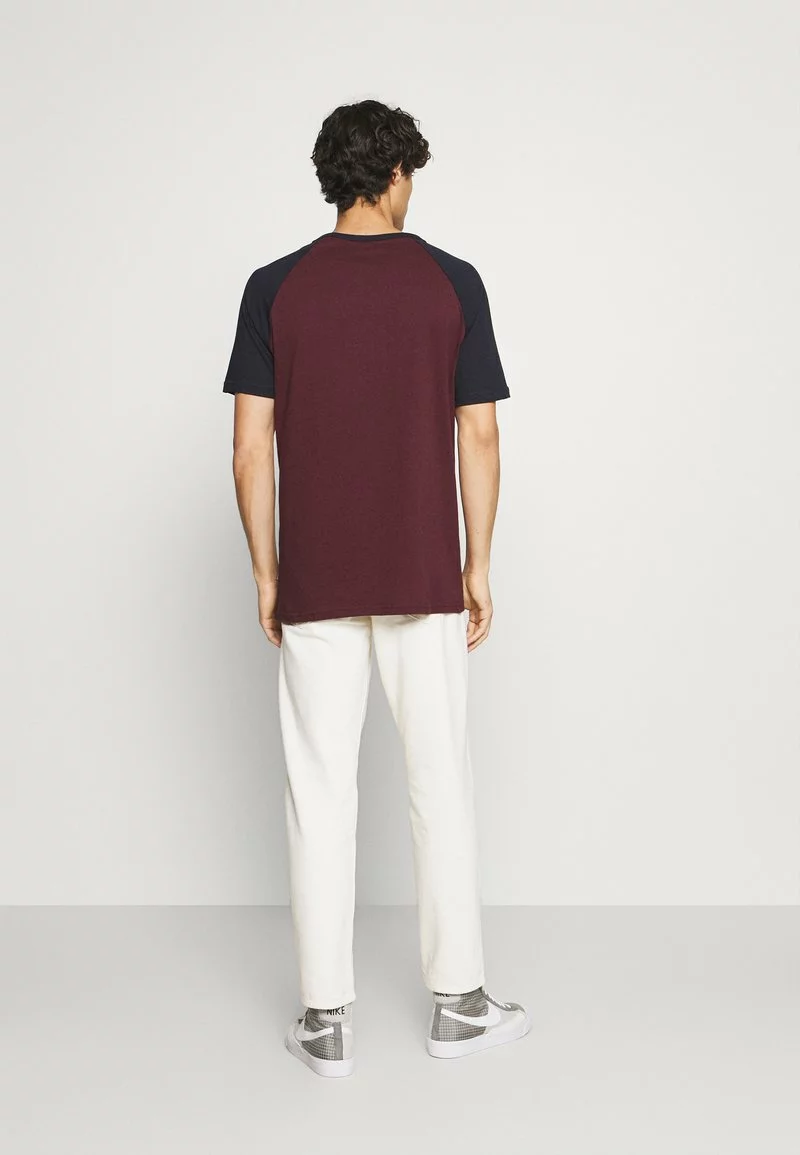 Pier One Uomo 2 PACK - T-shirt Basic - White/dark Grey 5 Pier One Uomo 2 PACK - T-shirt Basic - White/dark Grey - immagine 3