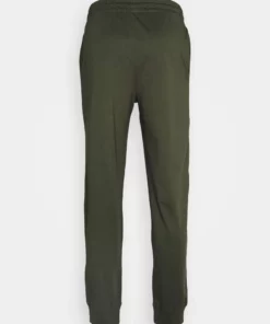 Pier One Uomo Pigiama - Khaki 13 Pier One Uomo Pigiama - Khaki -Moda Perfetta e2c0897c74444cf5a3cc7321ea7183fa