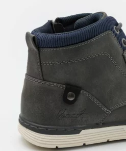 Pier One Uomo Sneakers Alte - Dark Grey 13 Pier One Uomo Sneakers Alte - Dark Grey -Moda Perfetta e2feeff905044e28bf9eadd1fe4102b3