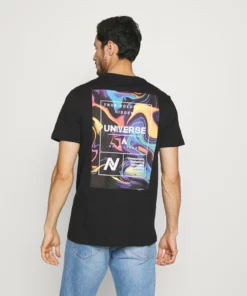 Pier One Uomo T-shirt Con Stampa - Black 10 Pier One Uomo T-shirt Con Stampa - Black -Moda Perfetta e32b5d23340646e599fd8448dfe1c20b