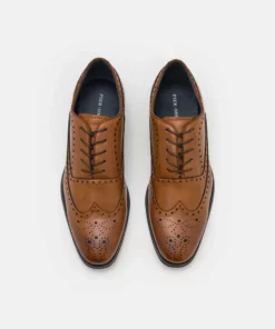 Pier One Uomo Stringate - Dark Brown 11 Pier One Uomo Stringate - Dark Brown -Moda Perfetta e5eea7fbb5714f379ae1a7a880a50c22