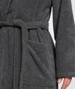 Pier One Uomo Accappatoio - Dark Gray 11 Pier One Uomo Accappatoio - Dark Gray -Moda Perfetta e71ac3efb18243a7a2dca1151472e600