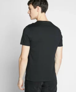 Pier One Uomo 3 PACK - T-shirt Basic - Black/white/blue 10 Pier One Uomo 3 PACK - T-shirt Basic - Black/white/blue -Moda Perfetta e7497b751f8c4bd498980e2ffe8f6ae0