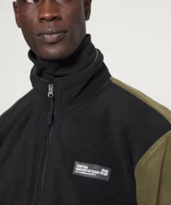 Pier One Uomo Giacca In Pile - Black/olive 13 Pier One Uomo Giacca In Pile - Black/olive -Moda Perfetta e7eb3b16a49c4d3b9a8af98dc8007f3d