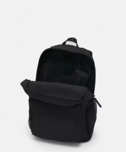 Pier One SET PENCIL CASE UNISEX - Zaino - Black 9 Pier One SET PENCIL CASE UNISEX - Zaino - Black -Moda Perfetta e8495ce82c1e48d4a028863ce6f3407d