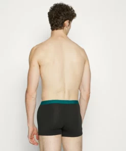 Pier One Uomo 3 PACK - Culotte - Black/teal/blue 10 Pier One Uomo 3 PACK - Culotte - Black/teal/blue -Moda Perfetta e94bff69834b4b25aa384e5ba6829b39