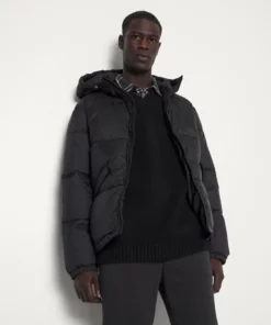 Pier One Uomo PUFFER - Giacca Invernale - Black 12 Pier One Uomo PUFFER - Giacca Invernale - Black -Moda Perfetta ebc546088ac14b83a9e4efc479fe61b6