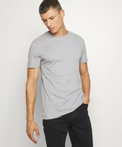 Pier One Uomo 7 PACK - T-shirt Basic - White/blue/green -Moda Perfetta eda6b13a6c134a3f80a2d698b4ee4ee0