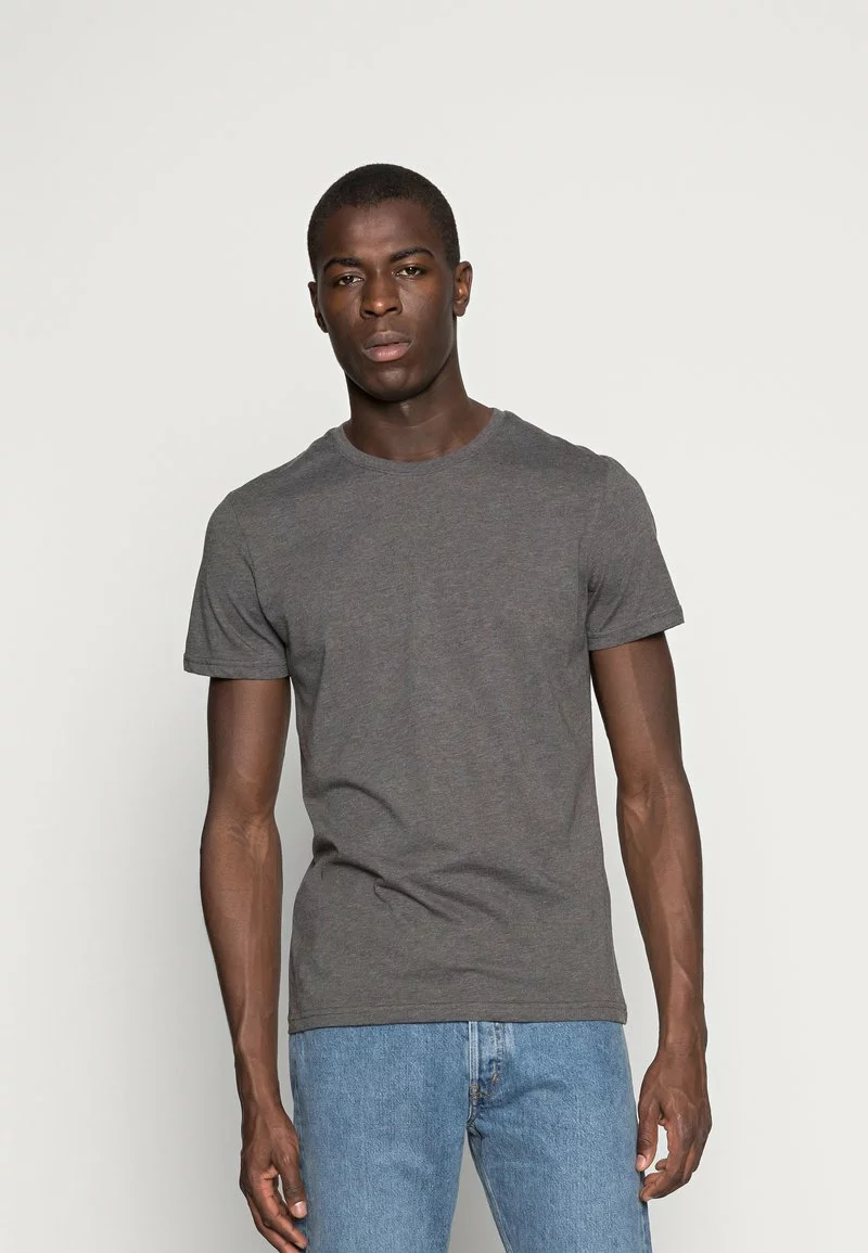 Pier One Uomo 3 PACK - T-shirt Basic - Black/grey/green 7 Pier One Uomo 3 PACK - T-shirt Basic - Black/grey/green - immagine 5