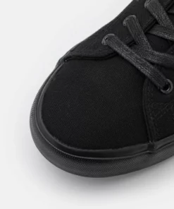 Pier One UNISEX - Sneakers Basse - Black -Moda Perfetta ef1a7415707d4ca0abe6d026820cbd2b