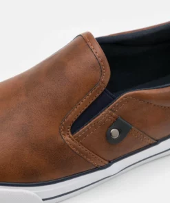 Pier One UNISEX - Sneakers Basse - Cognac 13 Pier One UNISEX - Sneakers Basse - Cognac -Moda Perfetta f058df5219ea428a83bbd58c676e7254