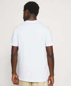 Pier One Uomo T-shirt Con Stampa - White 10 Pier One Uomo T-shirt Con Stampa - White -Moda Perfetta f0a3a26662d543518e788909d2fac0c1