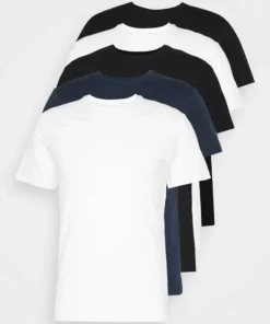 Pier One Uomo 5 PACK - T-shirt Basic - Black/white/blue 10 Pier One Uomo 5 PACK - T-shirt Basic - Black/white/blue -Moda Perfetta f1b37127ec2d45f98139c878d4f29450