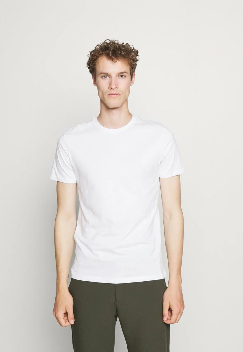 Pier One Uomo 5 PACK - T-shirt Basic - Black/dark Blue 6 Pier One Uomo 5 PACK - T-shirt Basic - Black/dark Blue - immagine 4