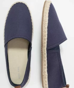 Pier One RENA ESPADRILLE UNISEX - Espadrillas - Dark Blue -Moda Perfetta f38254c9353a403b84324605900c8fa1