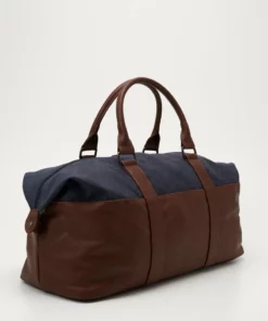 Pier One Uomo UNISEX - Borsa Per Lo Sport - Dark Blue 11 Pier One Uomo UNISEX - Borsa Per Lo Sport - Dark Blue -Moda Perfetta f471ade5d63c4fef857ed8d69ee96ea6