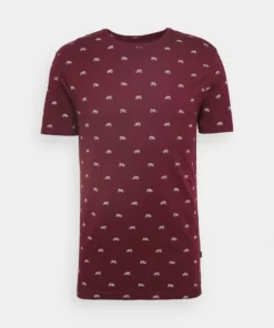 Pier One Uomo T-shirt Con Stampa - Bordeaux 10 Pier One Uomo T-shirt Con Stampa - Bordeaux -Moda Perfetta f553654ca6d44ffd83c82220825e5dfc