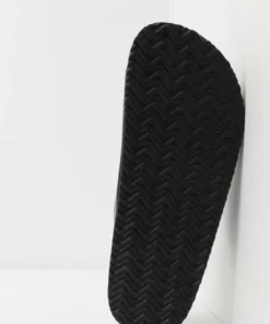 Pier One Uomo UNISEX - Pantofole - Black 17 Pier One Uomo UNISEX - Pantofole - Black -Moda Perfetta f5bad2be403c47268cd6777979058f41