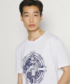 Pier One Uomo T-shirt Con Stampa - White 11 Pier One Uomo T-shirt Con Stampa - White -Moda Perfetta f7db5dc5ecc44edda0a1012e5a20f3f0