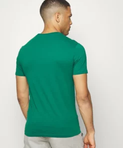 Pier One Uomo T-shirt Basic - Dark Green 10 Pier One Uomo T-shirt Basic - Dark Green -Moda Perfetta fa614628508942d5a1c81a6fd0c63773
