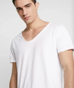 Pier One Uomo T-shirt Basic - White 11 Pier One Uomo T-shirt Basic - White -Moda Perfetta fb7f7c2326a54d70bb2975e45f520c2b