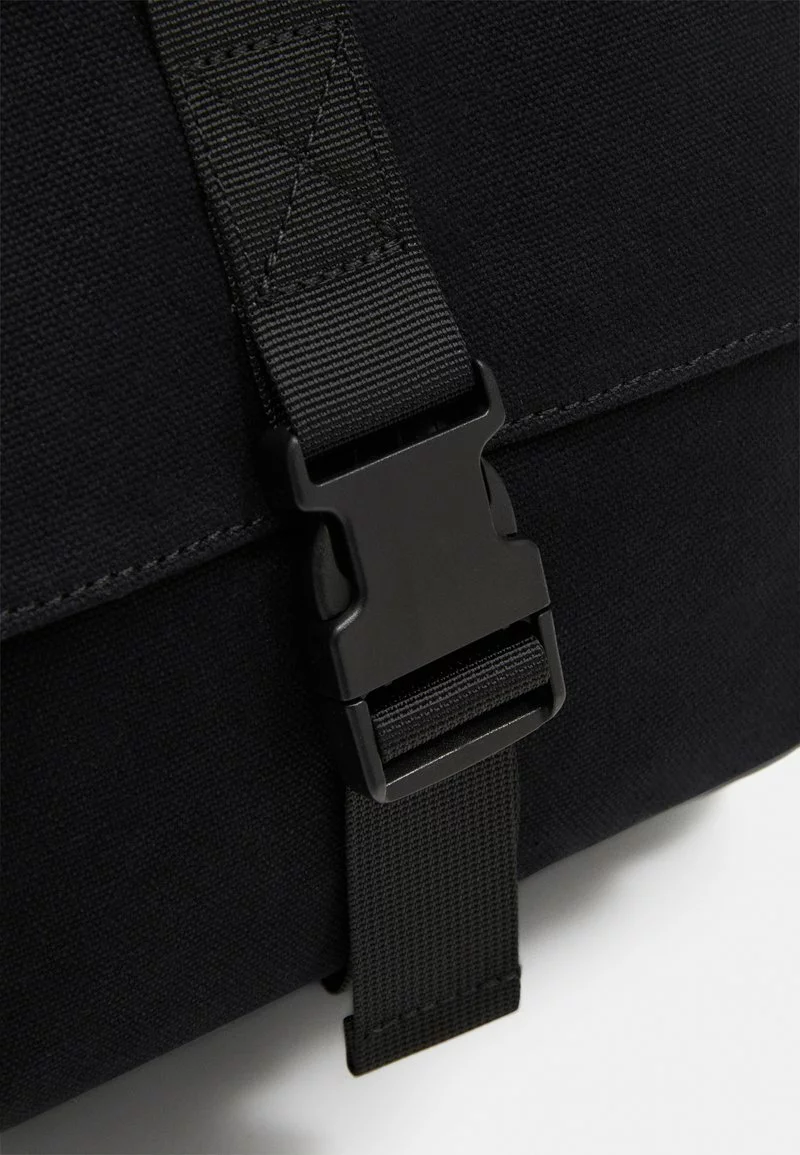 Pier One UNISEX - Zaino - Black 6 Pier One UNISEX - Zaino - Black - immagine 4