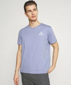 Pier One Uomo T-shirt Con Stampa - Blue 12 Pier One Uomo T-shirt Con Stampa - Blue -Moda Perfetta fbed92d54ace4c9094609d14c28cc90d