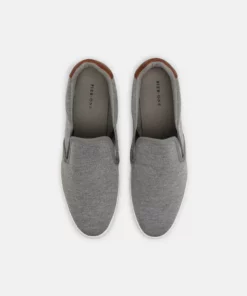 Pier One UNISEX - Scarpe Senza Lacci - Dark Grey 12 Pier One UNISEX - Scarpe Senza Lacci - Dark Grey -Moda Perfetta fd4006995ad74583bd5d996537dcc72b